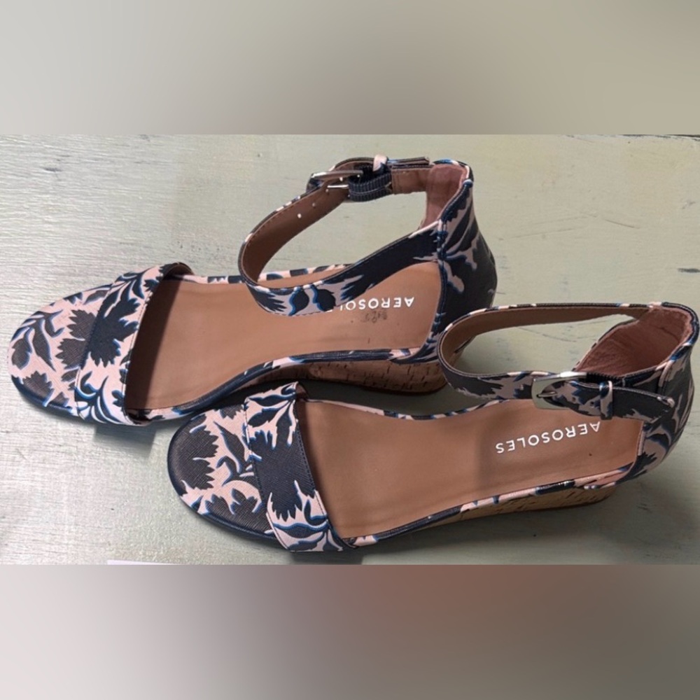 AEROSOLES Navy and Light Pink Floral Wedge Sandals